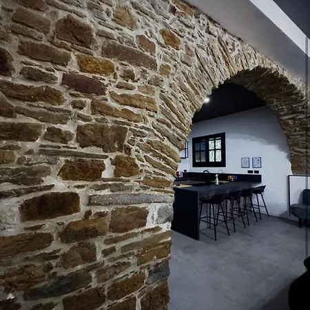 Black House